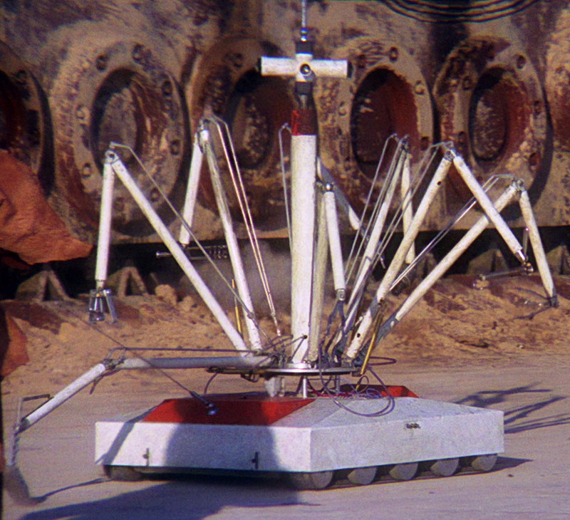 Illustration for article titled Top 10 Most Useless Star Wars Droids Of All Time